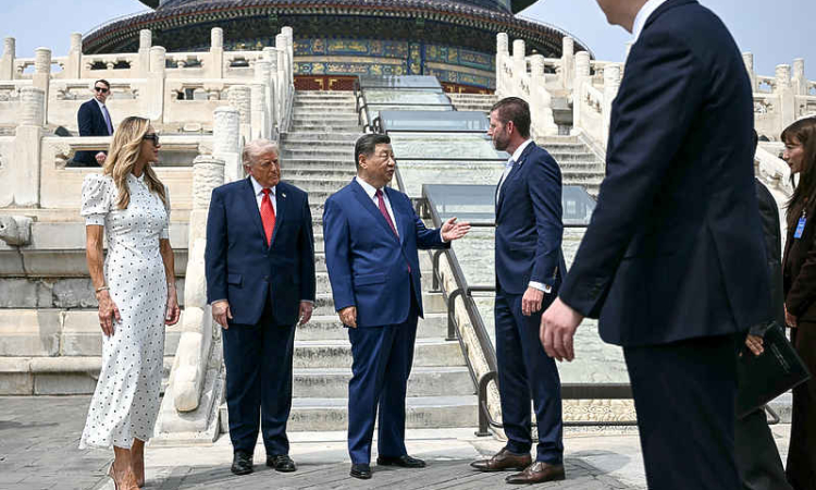 Xi warns Trump that mishandling of Taiwan could lead to 'dangerous' place